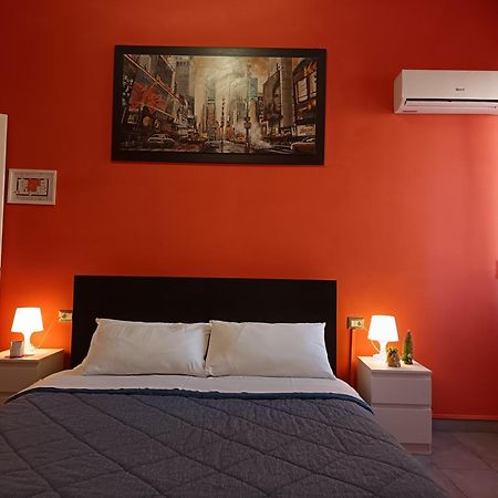 Adriatic Room 50 M Dalla Stazione Ferroviaria Di Ciampino E Dalla Navetta Aeroportuale Екстер'єр фото