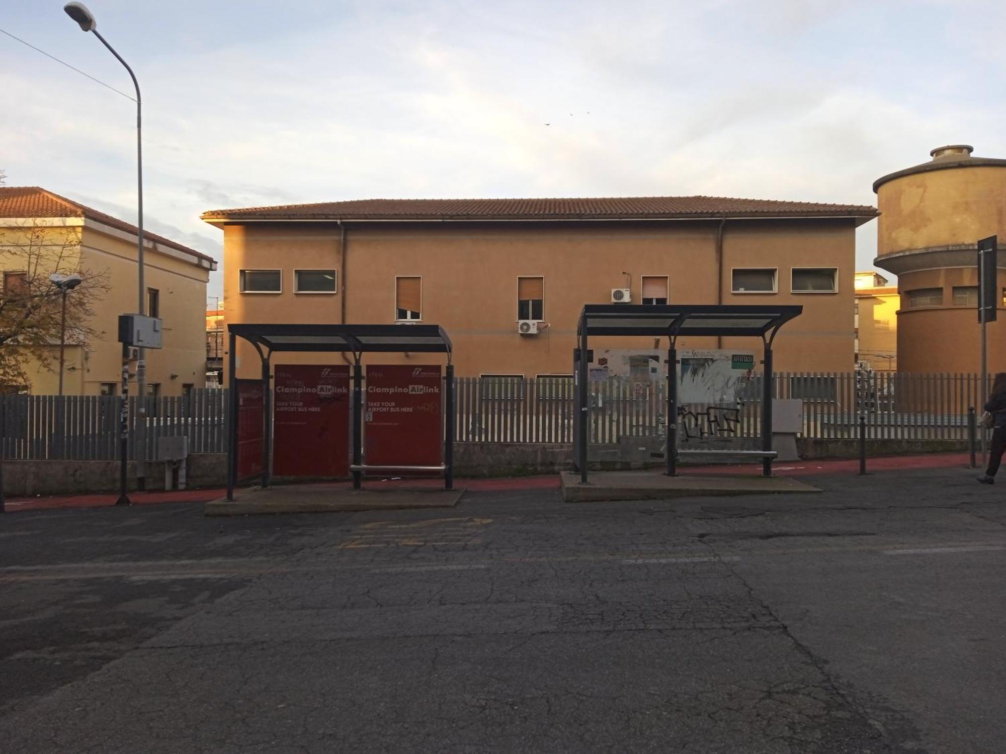 Adriatic Room 50 M Dalla Stazione Ferroviaria Di Ciampino E Dalla Navetta Aeroportuale Екстер'єр фото